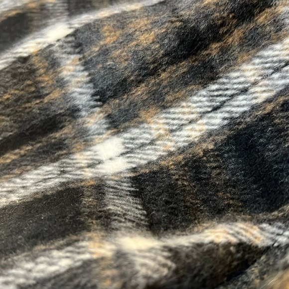 Blank NYC Cropped Jacket - Picture 6 of 8